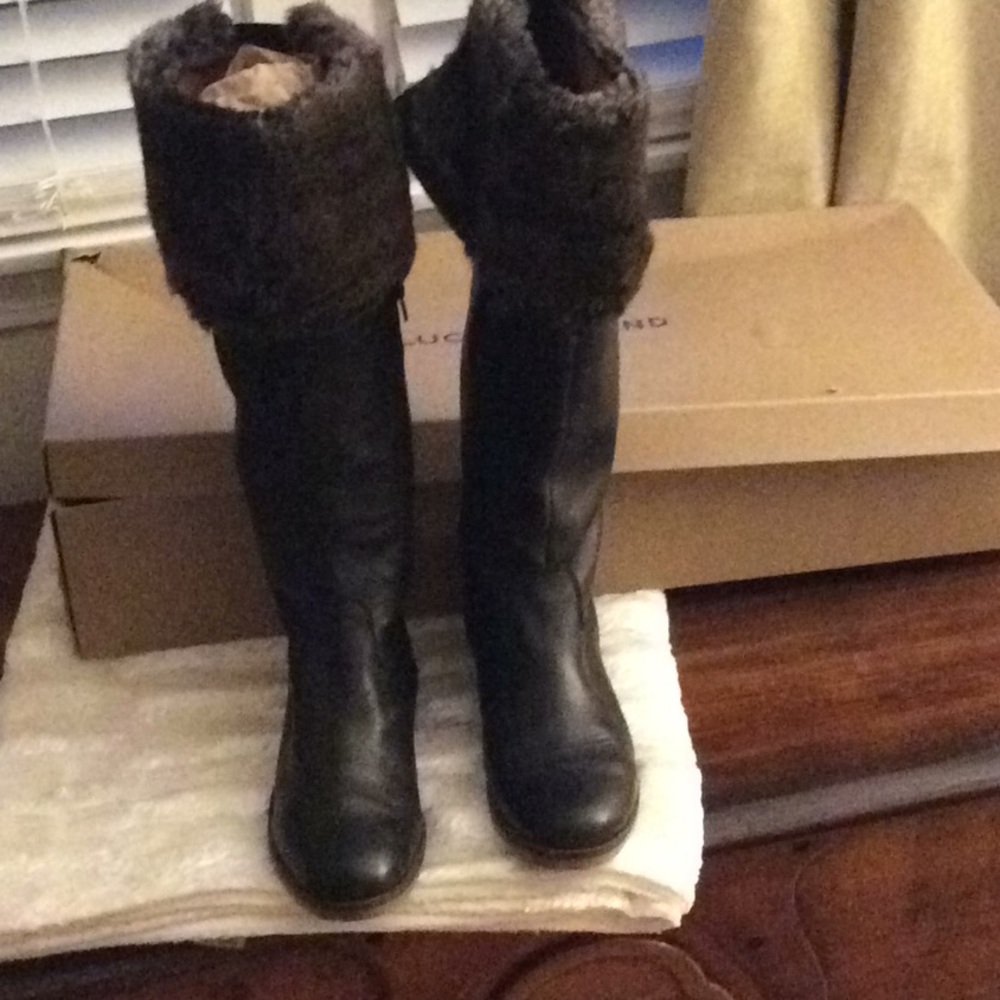 Lucky boot 9.5 fur top worn once black brown fur